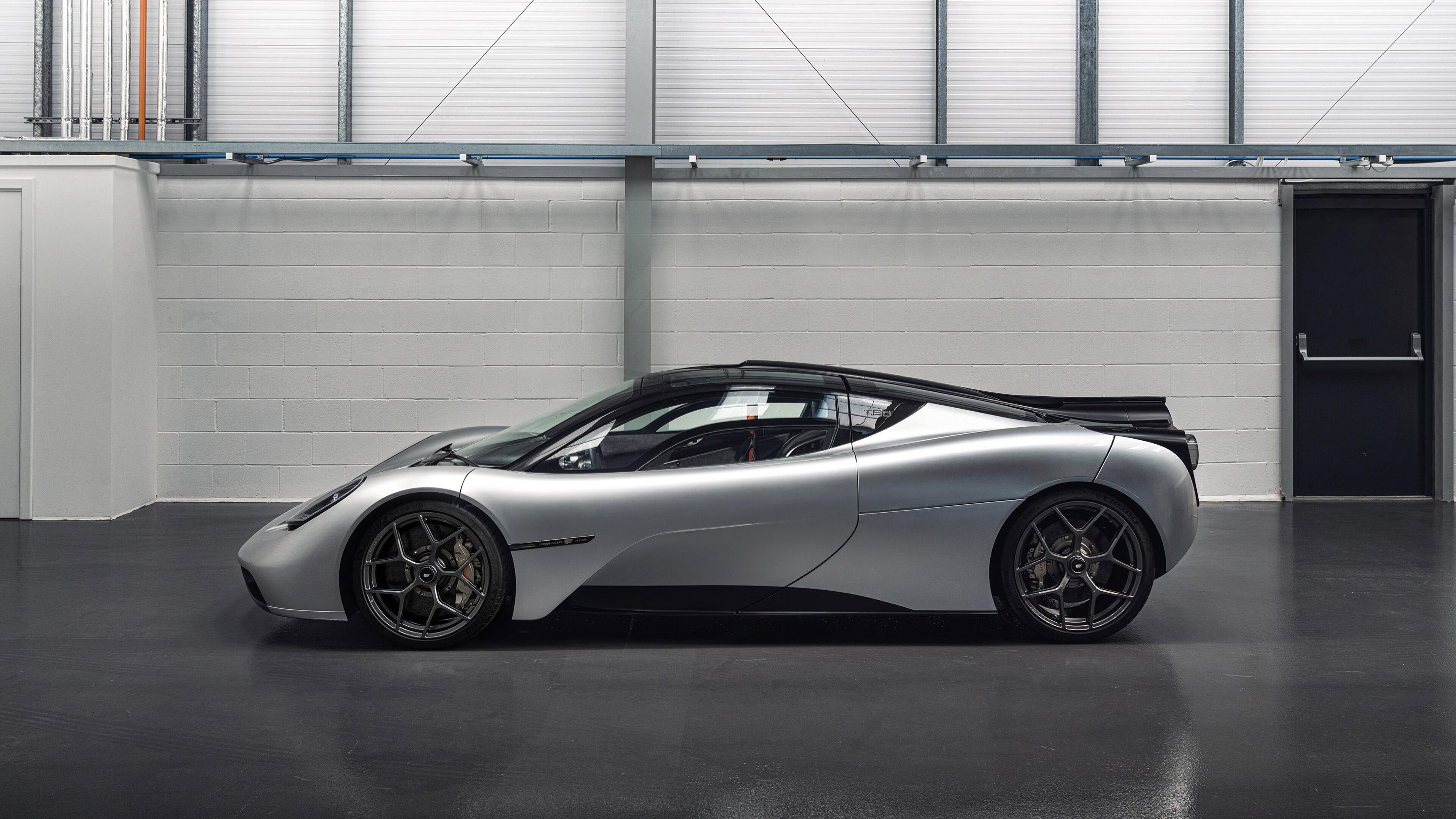 马拉维男篮在非洲锦标赛中再夺冠，体育辉煌再攀新高，非洲马拉维说什么语言